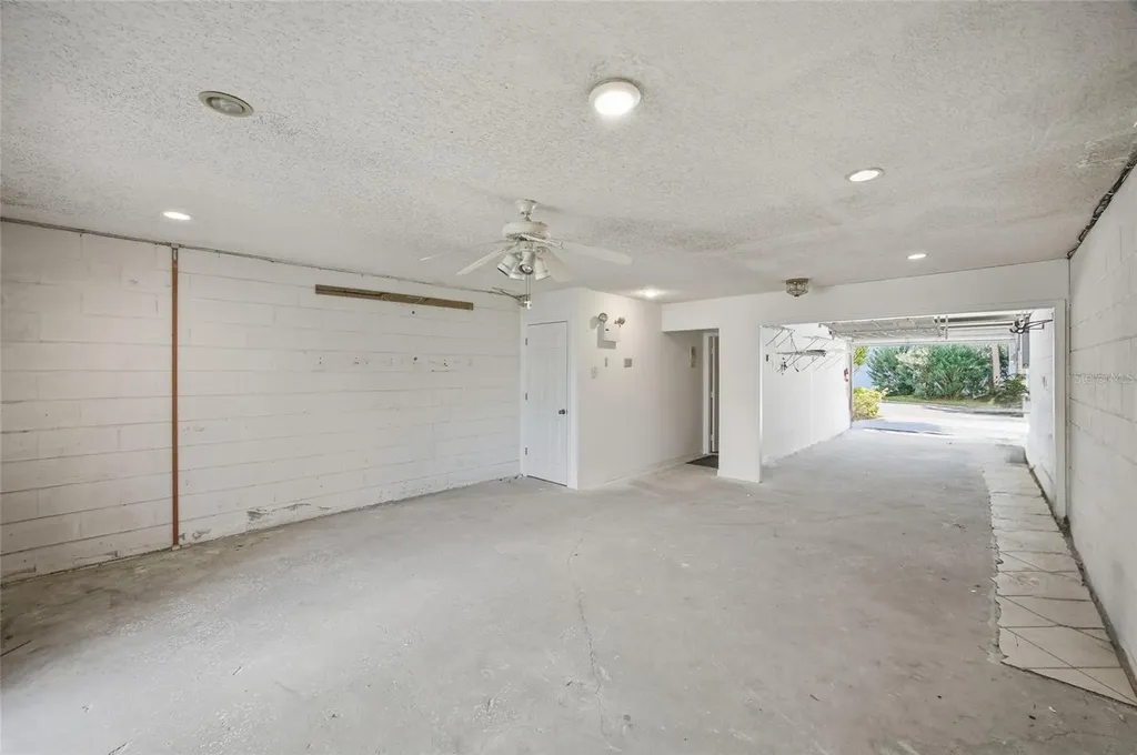 524 Garland Circle Indian Rocks Beach FL 33785