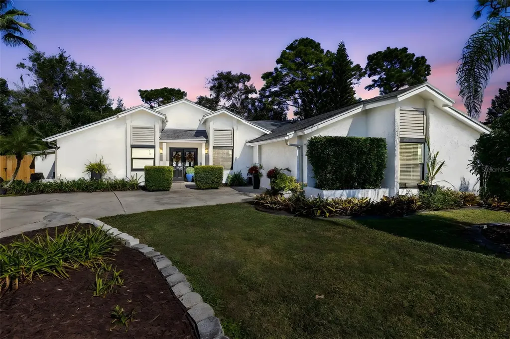404 Charleswood Avenue Orlando FL 32825