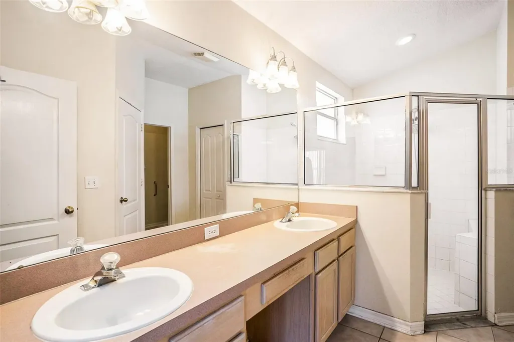 1837 Ravenridge Street Wesley Chapel FL 33543