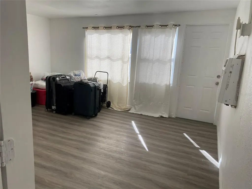 3950 45th Avenue N St Petersburg FL 33714