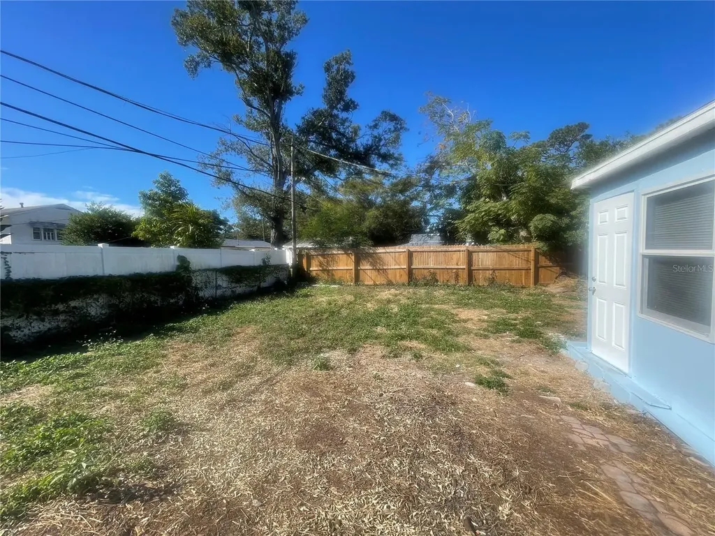 3950 45th Avenue N St Petersburg FL 33714