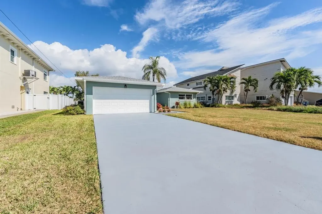 11305 5th Street E Treasure Island FL 33706