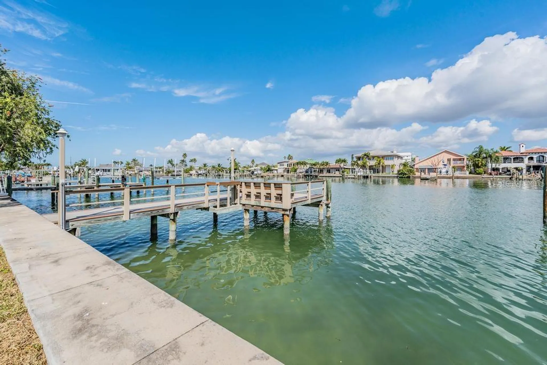 11305 5th Street E Treasure Island FL 33706