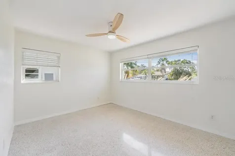 11305 5th Street E Treasure Island FL 33706