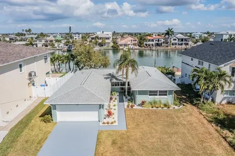 11305 5th Street E Treasure Island FL 33706
