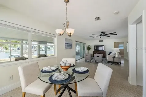 11305 5th Street E Treasure Island FL 33706