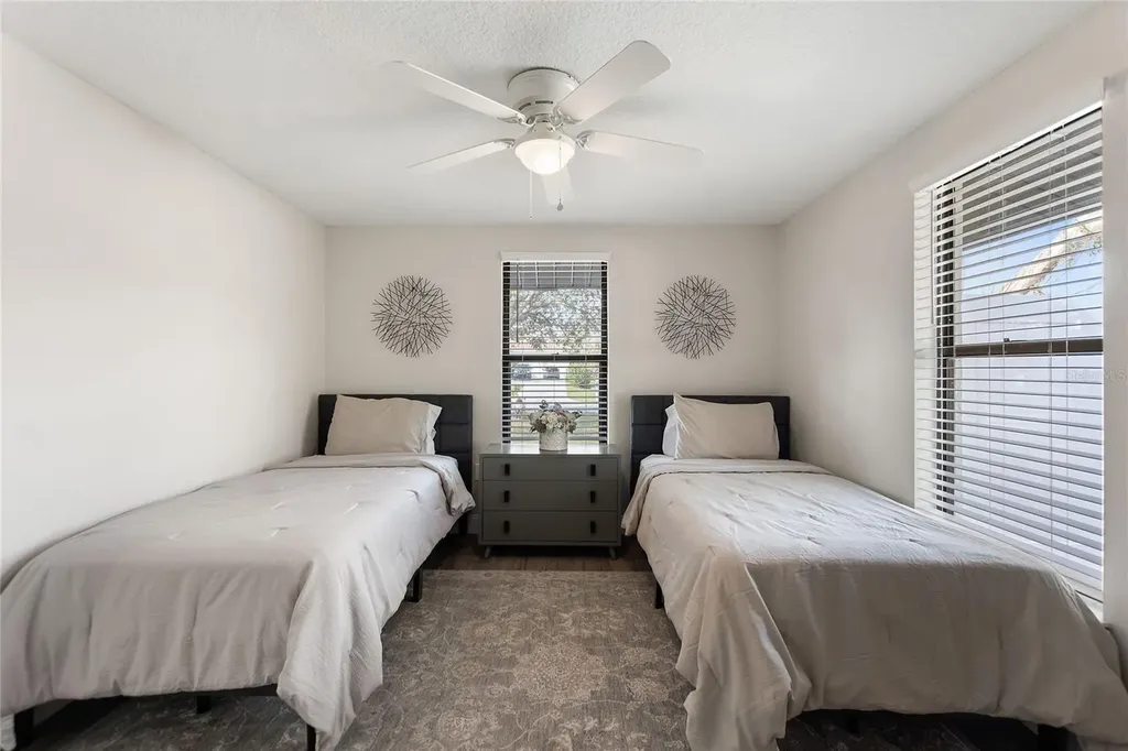 2054 Racimo Drive Sarasota FL 34240