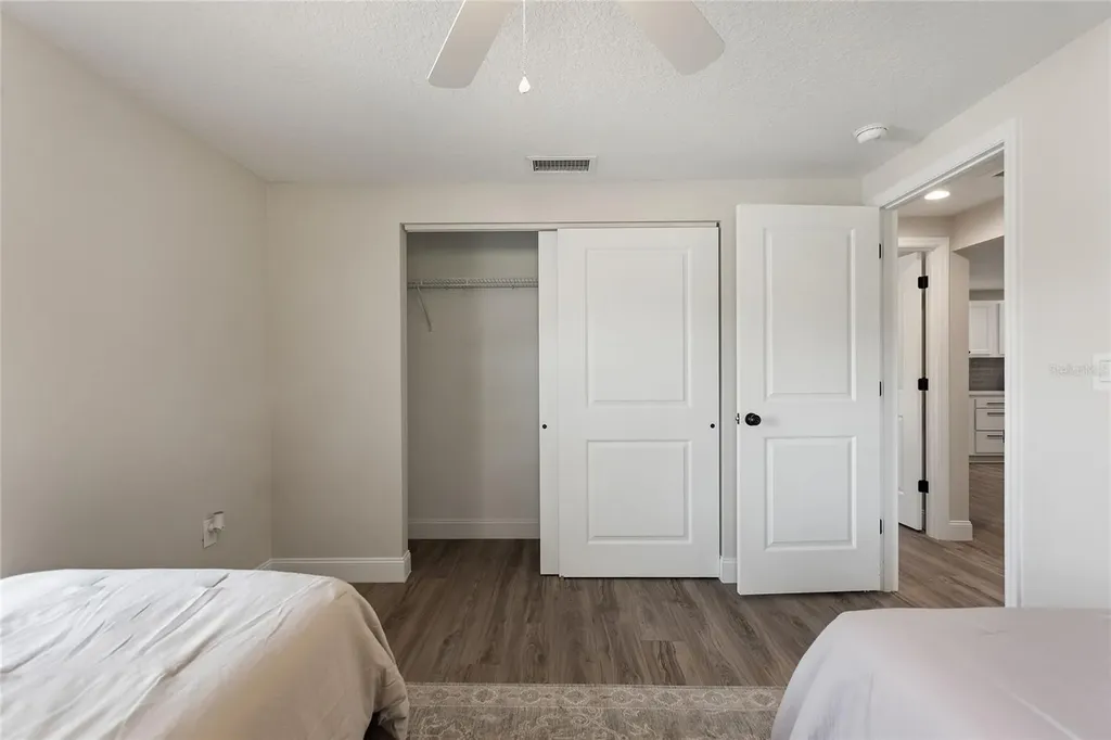 2054 Racimo Drive Sarasota FL 34240