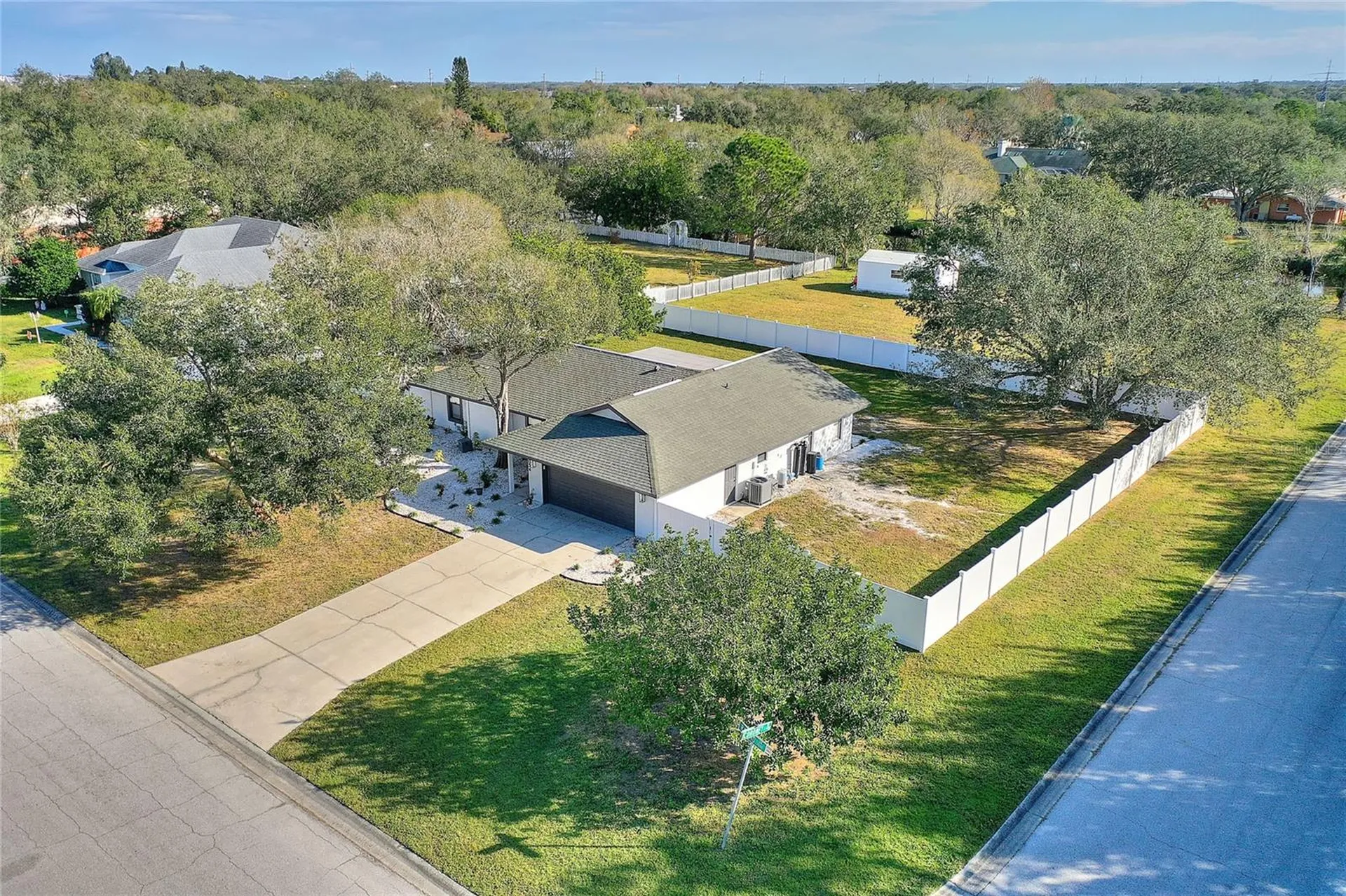 2054 Racimo Drive Sarasota FL 34240