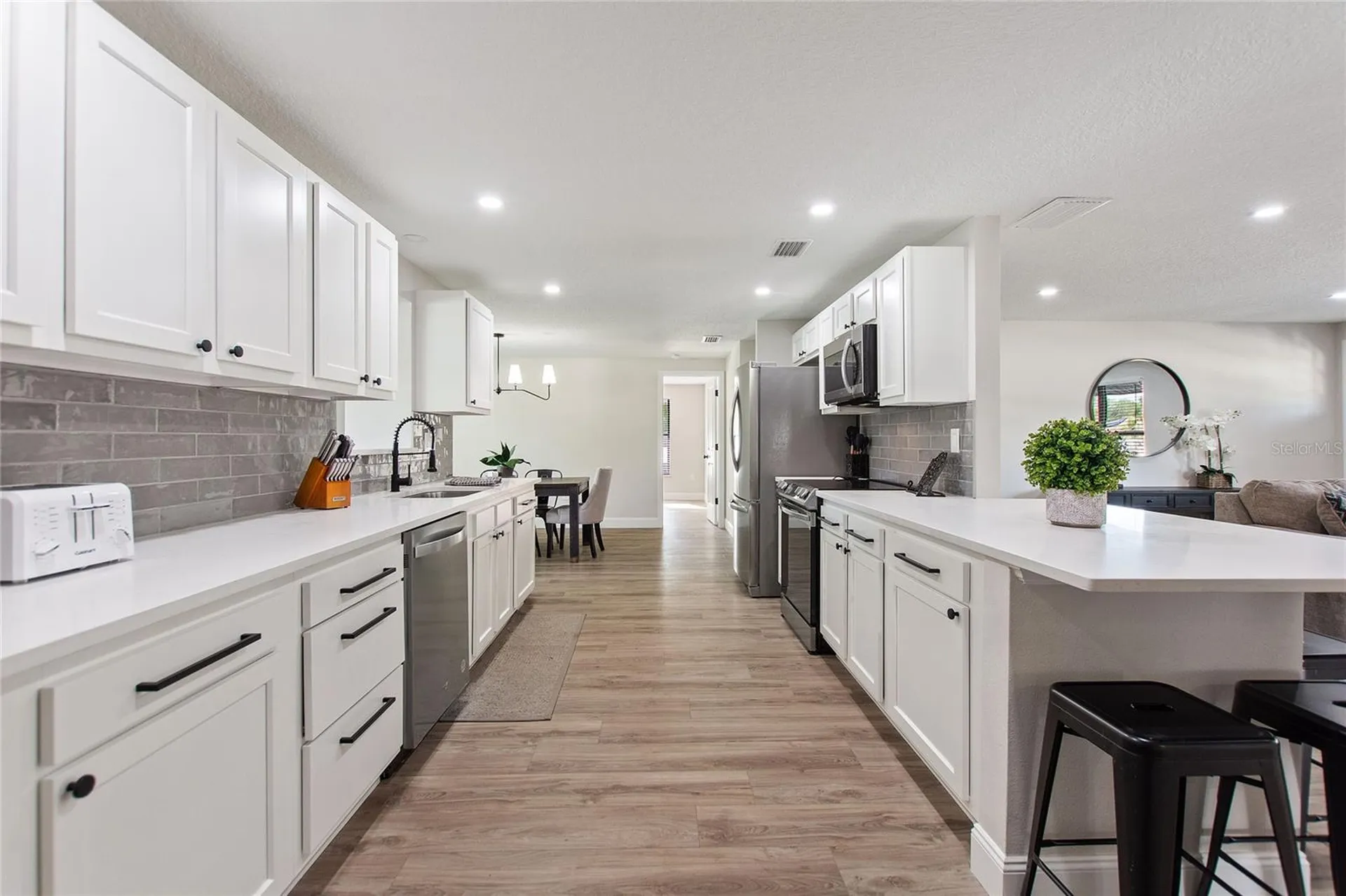 2054 Racimo Drive Sarasota FL 34240