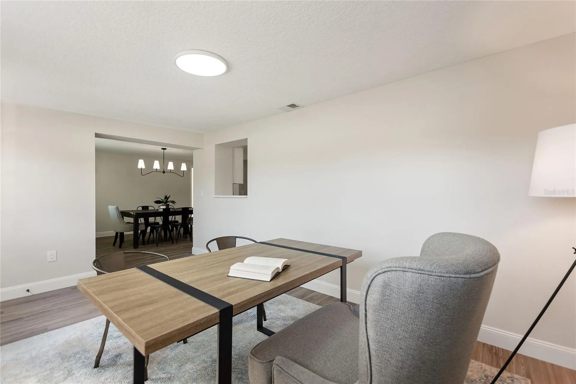 2054 Racimo Drive Sarasota FL 34240