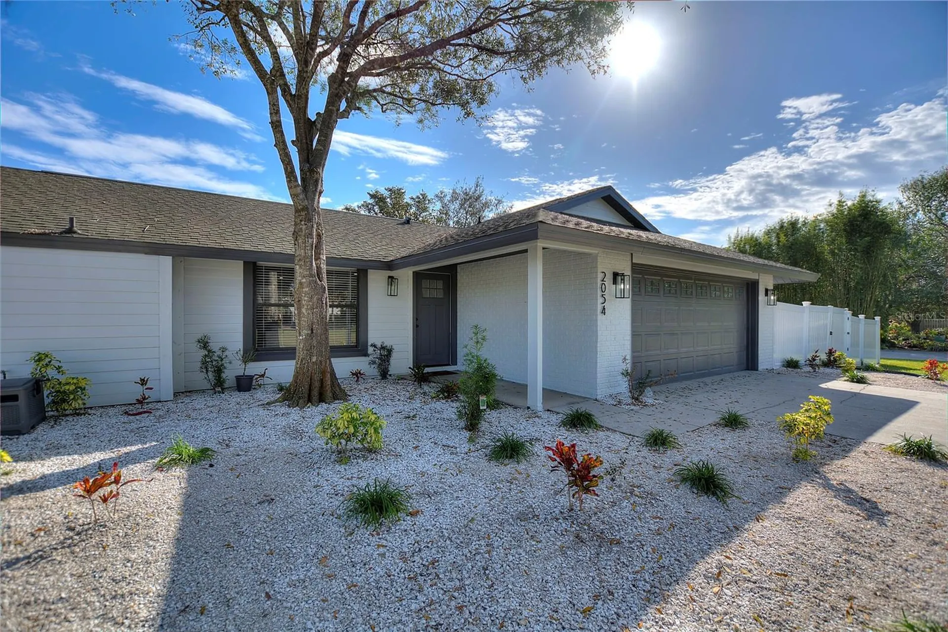 2054 Racimo Drive Sarasota FL 34240