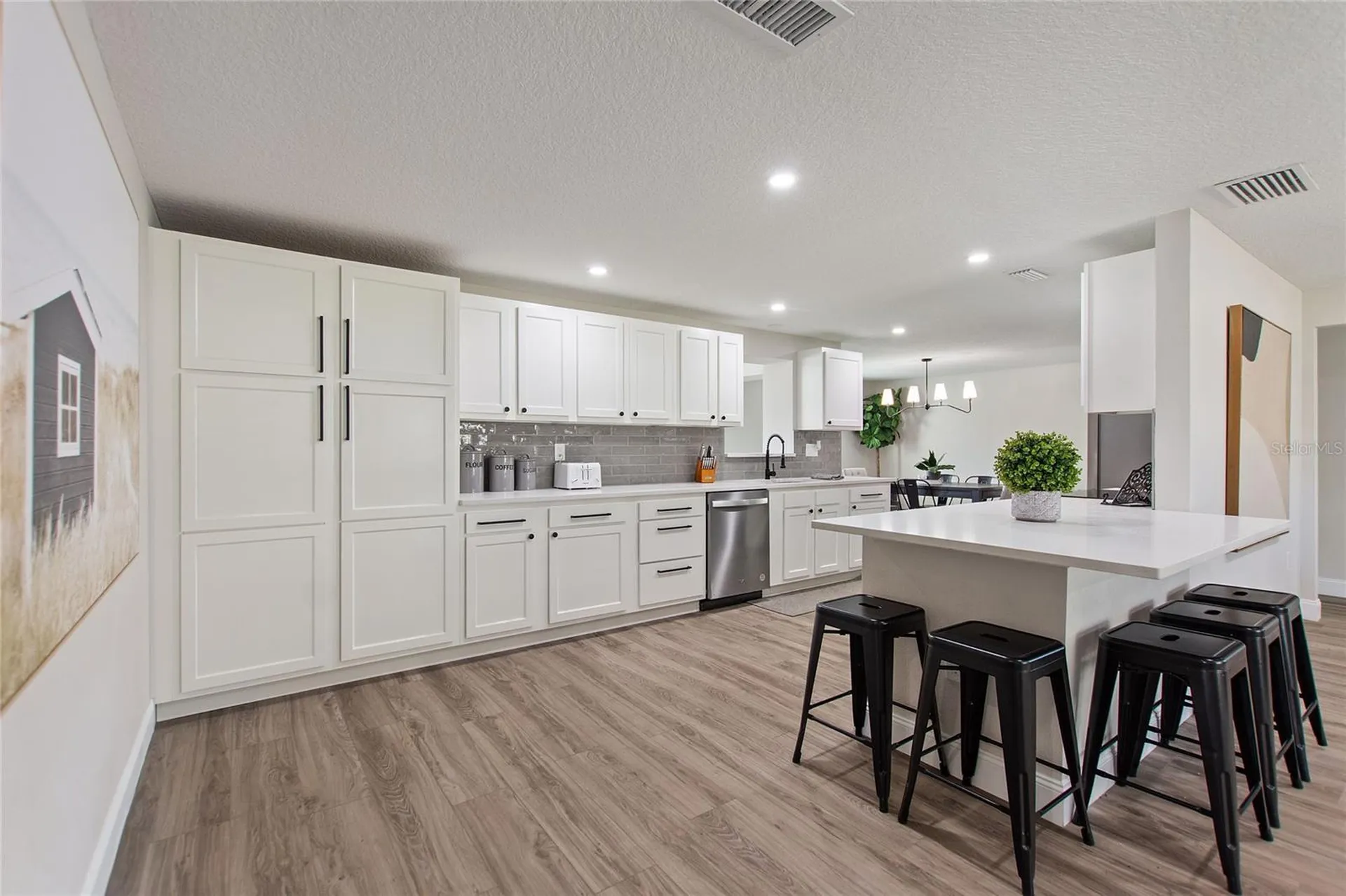 2054 Racimo Drive Sarasota FL 34240