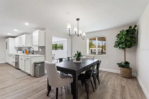 2054 Racimo Drive Sarasota FL 34240