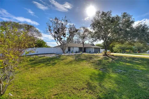 2054 Racimo Drive Sarasota FL 34240
