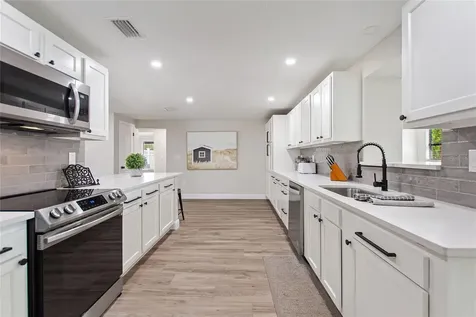 2054 Racimo Drive Sarasota FL 34240
