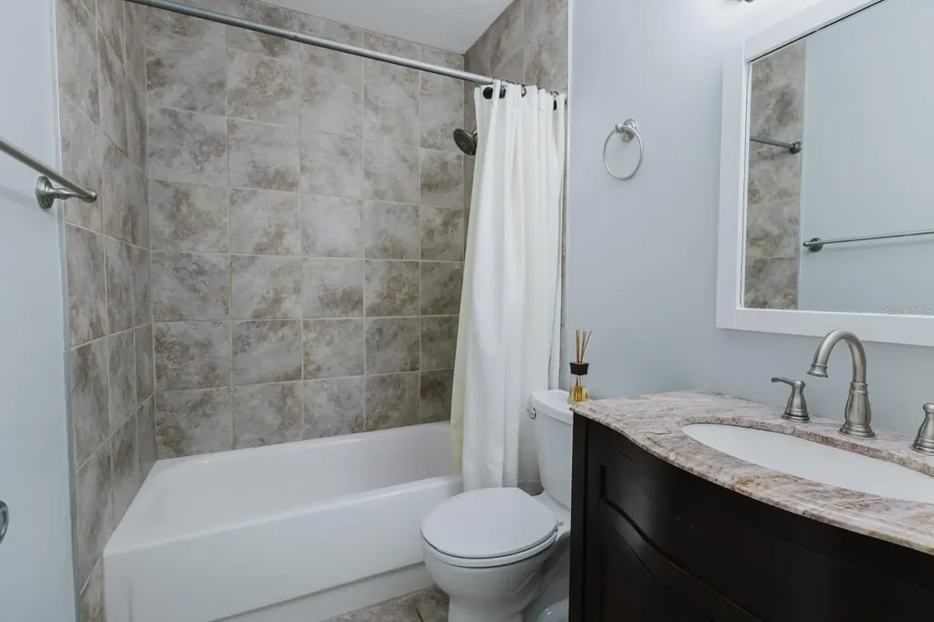 9905 Dahlia Street N Pinellas Park FL 33782