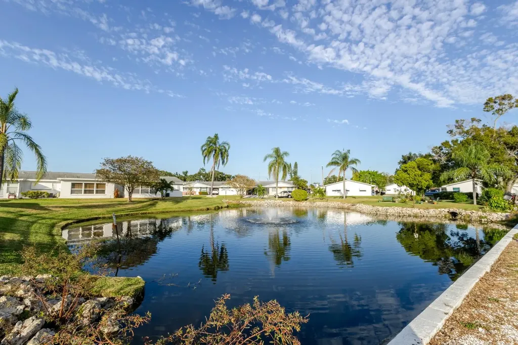 9905 Dahlia Street N Pinellas Park FL 33782