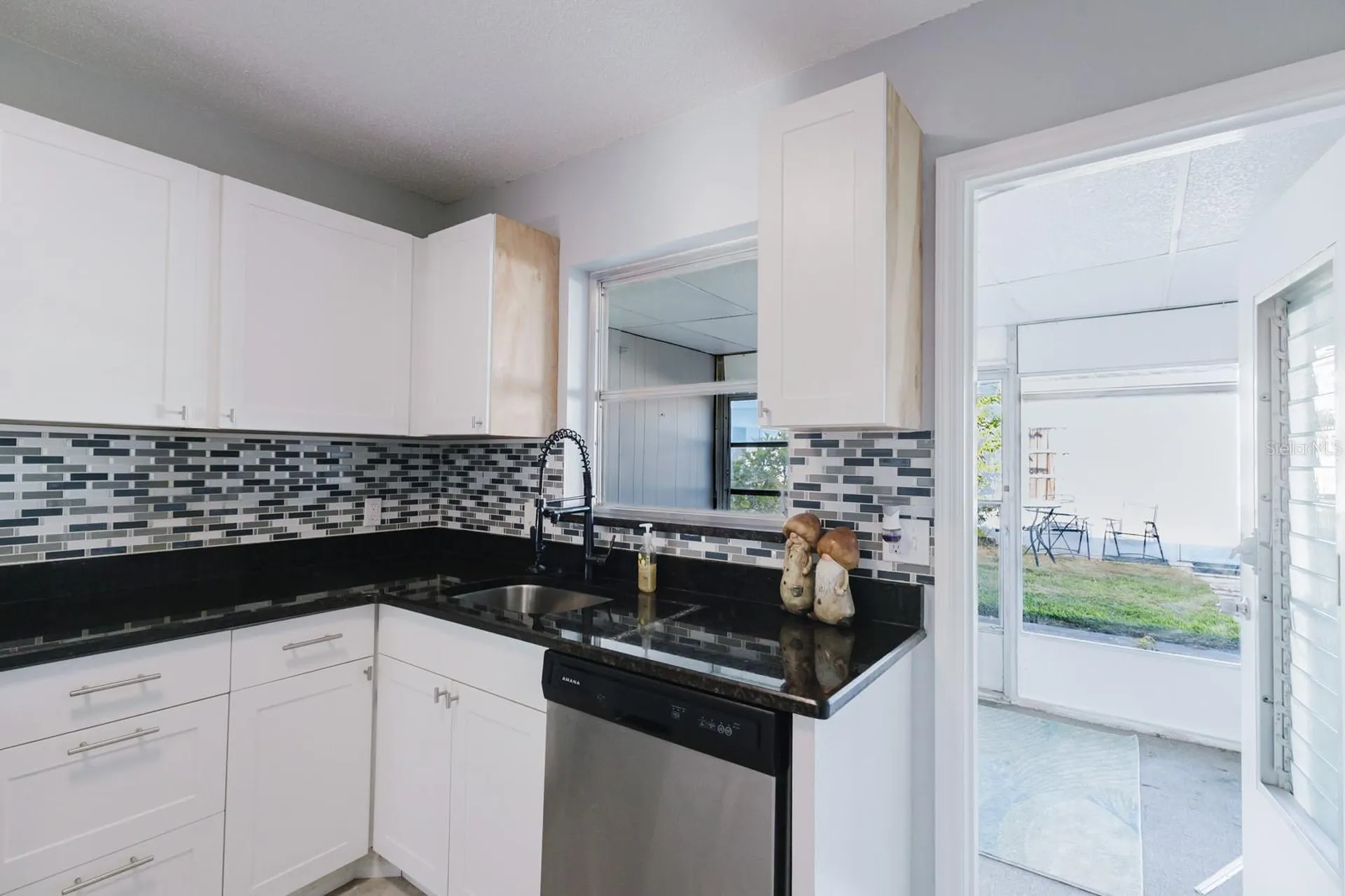 9905 Dahlia Street N Pinellas Park FL 33782