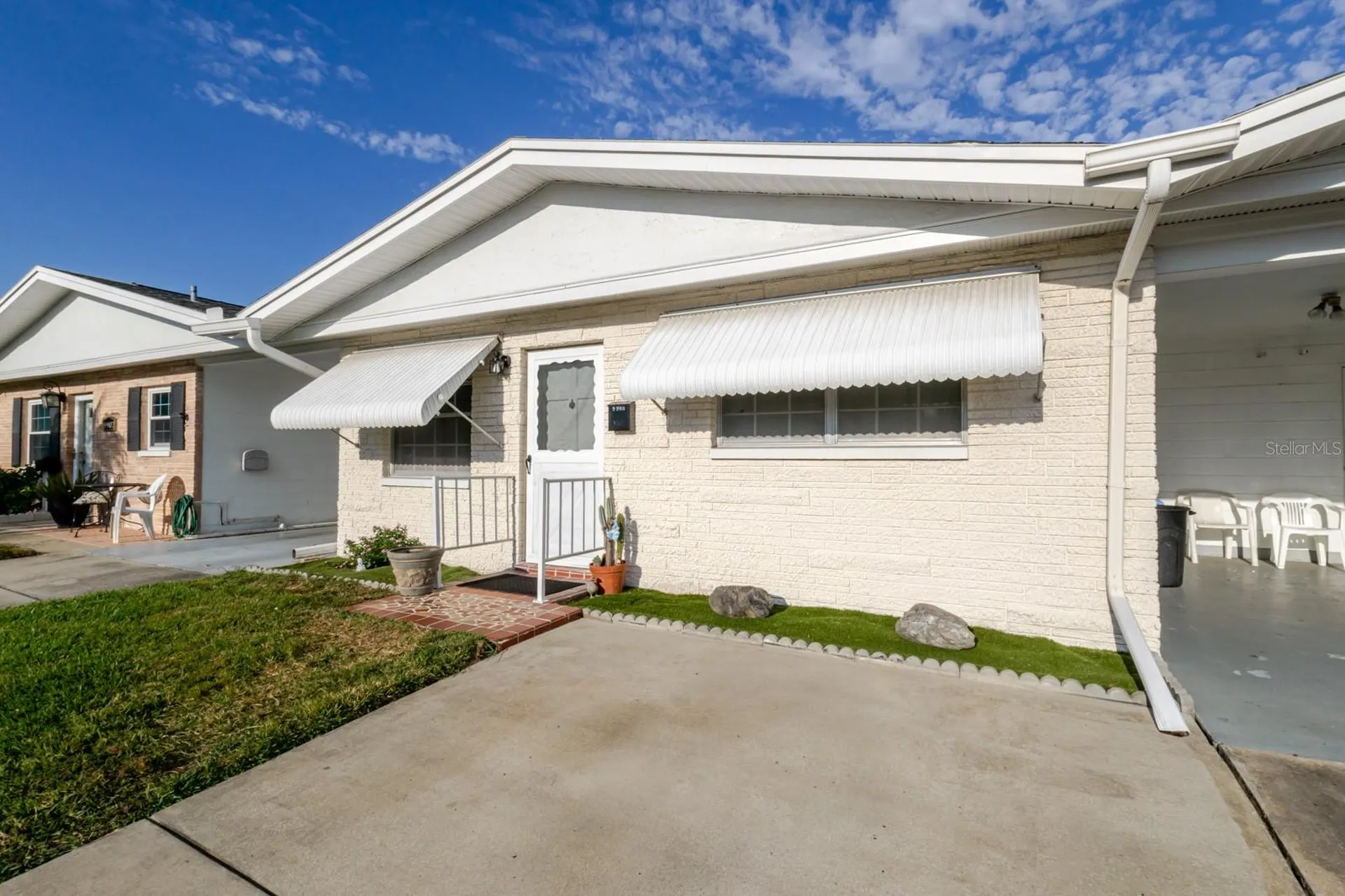 9905 Dahlia Street N Pinellas Park FL 33782