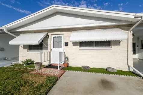 9905 Dahlia Street N Pinellas Park FL 33782