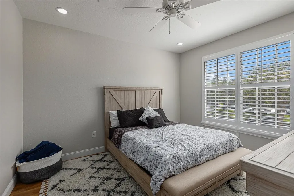5125 Palm Springs Boulevard Tampa FL 33647