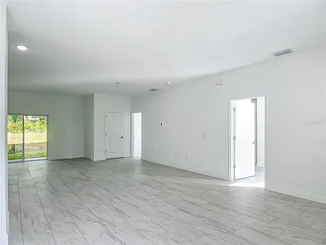 5736 N Claremont Drive Citrus Springs FL 34434