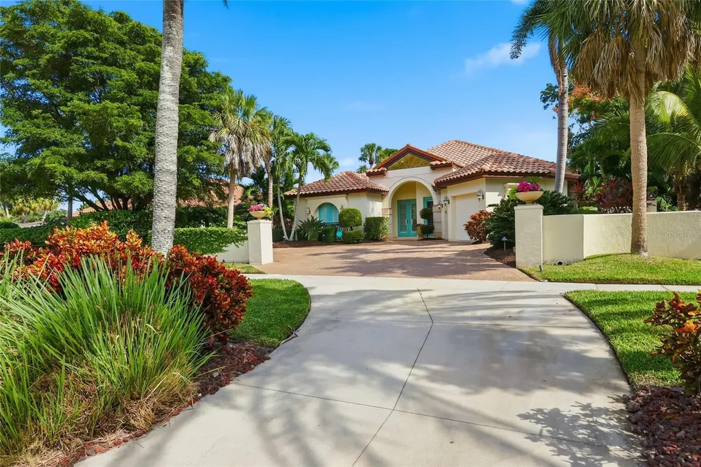 4946 Brywill Circle Sarasota FL 34234