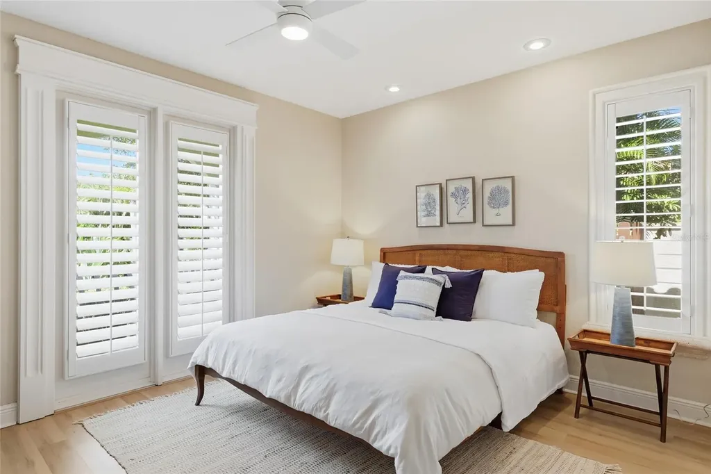 4946 Brywill Circle Sarasota FL 34234