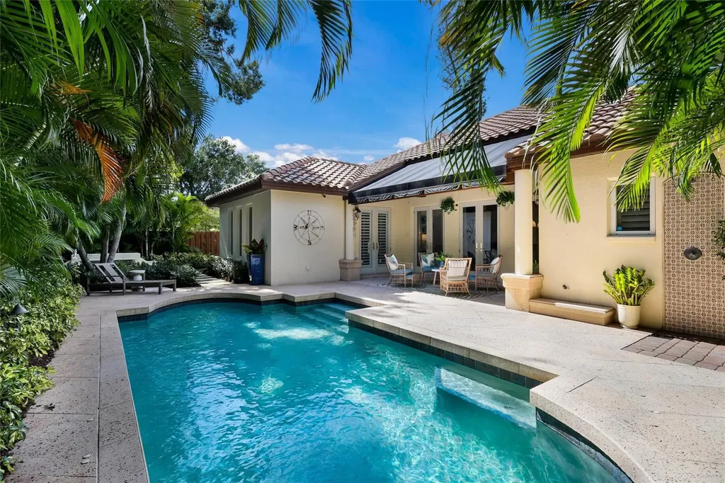 4946 Brywill Circle Sarasota FL 34234
