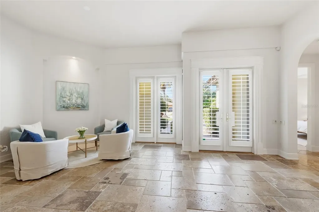 4946 Brywill Circle Sarasota FL 34234