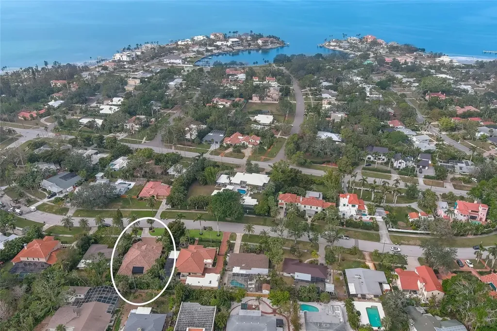 4946 Brywill Circle Sarasota FL 34234