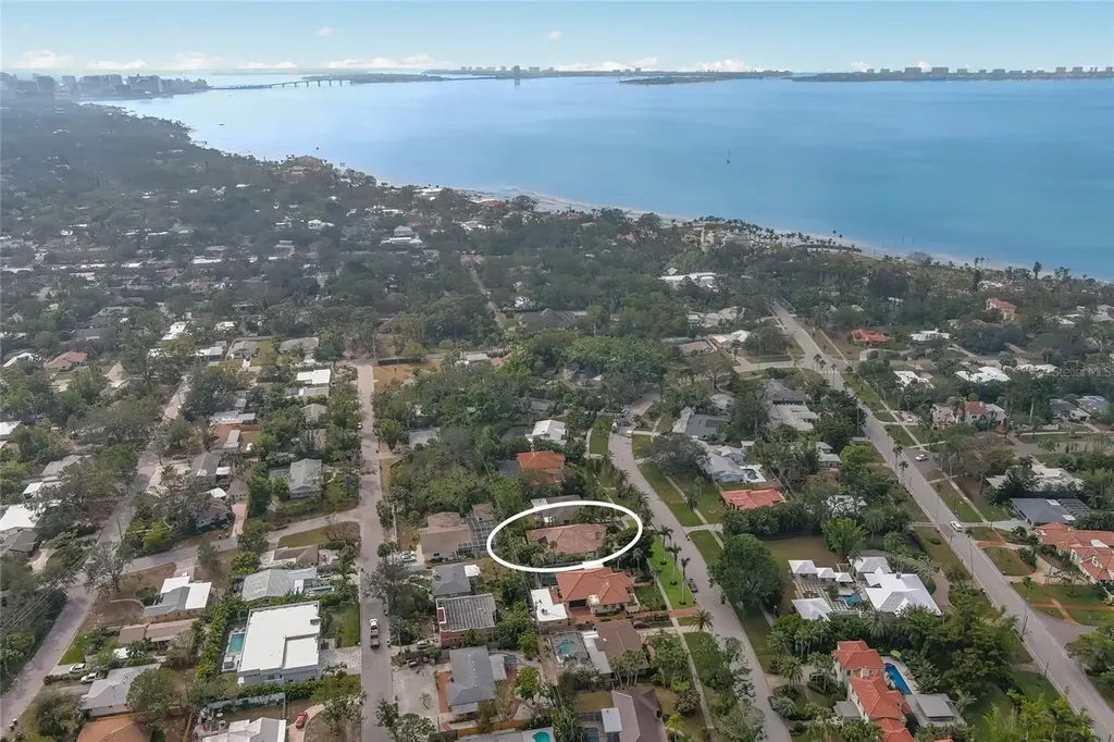 4946 Brywill Circle Sarasota FL 34234