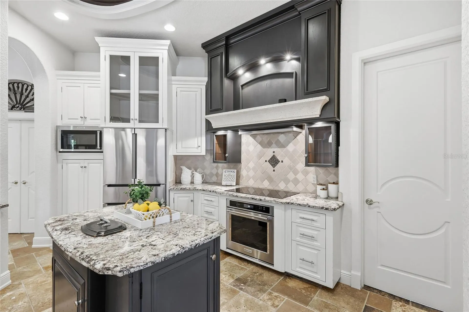 4946 Brywill Circle Sarasota FL 34234