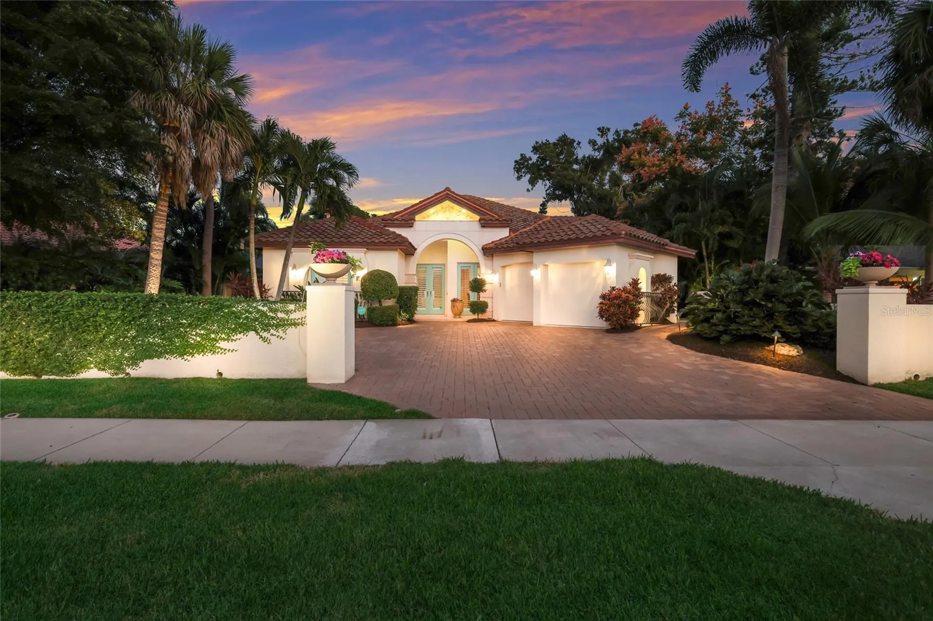 4946 Brywill Circle Sarasota FL 34234