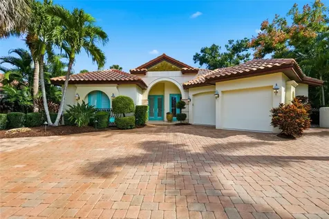 4946 Brywill Circle Sarasota FL 34234