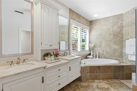 4946 Brywill Circle Sarasota FL 34234