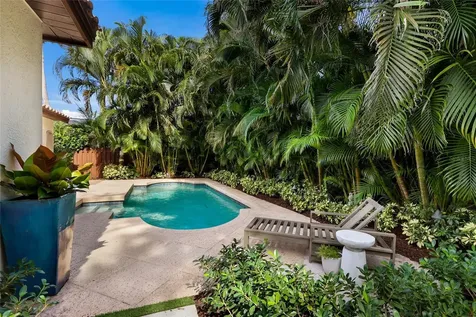 4946 Brywill Circle Sarasota FL 34234