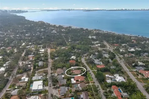 4946 Brywill Circle Sarasota FL 34234