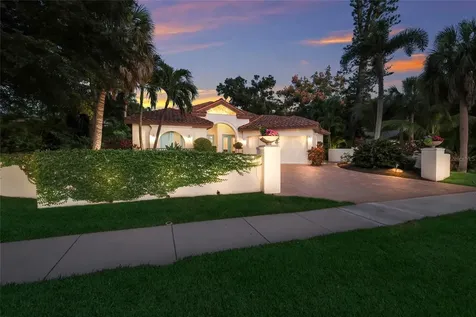 4946 Brywill Circle Sarasota FL 34234