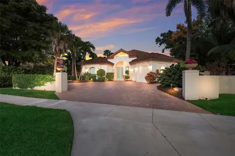 4946 Brywill Circle Sarasota FL 34234