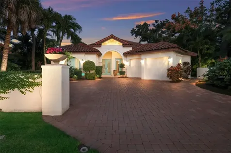 4946 Brywill Circle Sarasota FL 34234