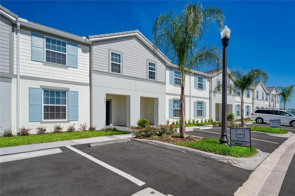 7561 Oak Spring Lane Davenport FL 33837