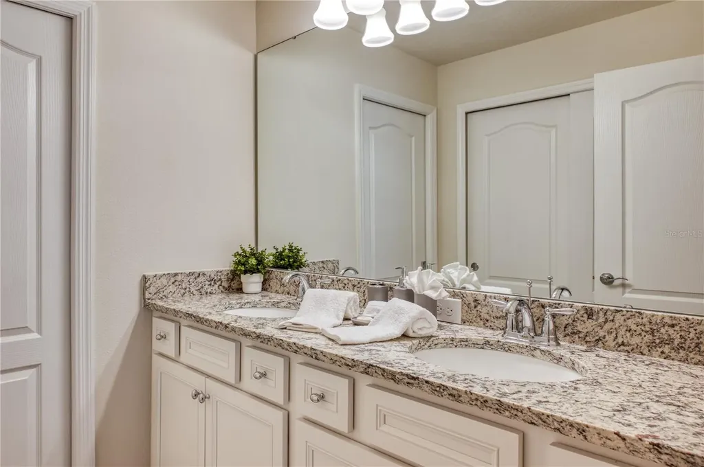 7561 Oak Spring Lane Davenport FL 33837
