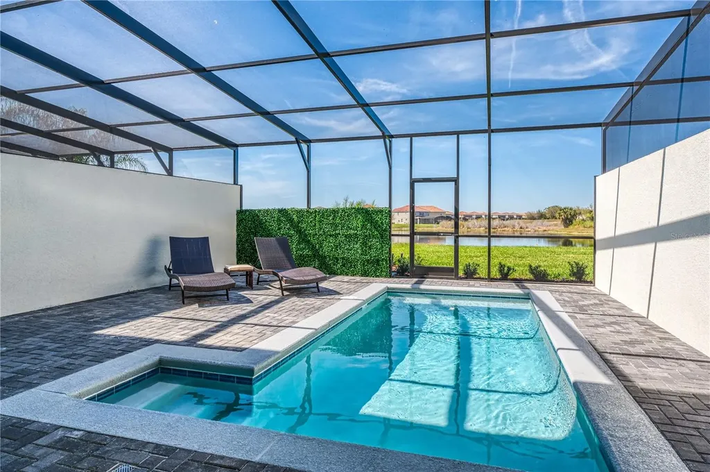 7561 Oak Spring Lane Davenport FL 33837
