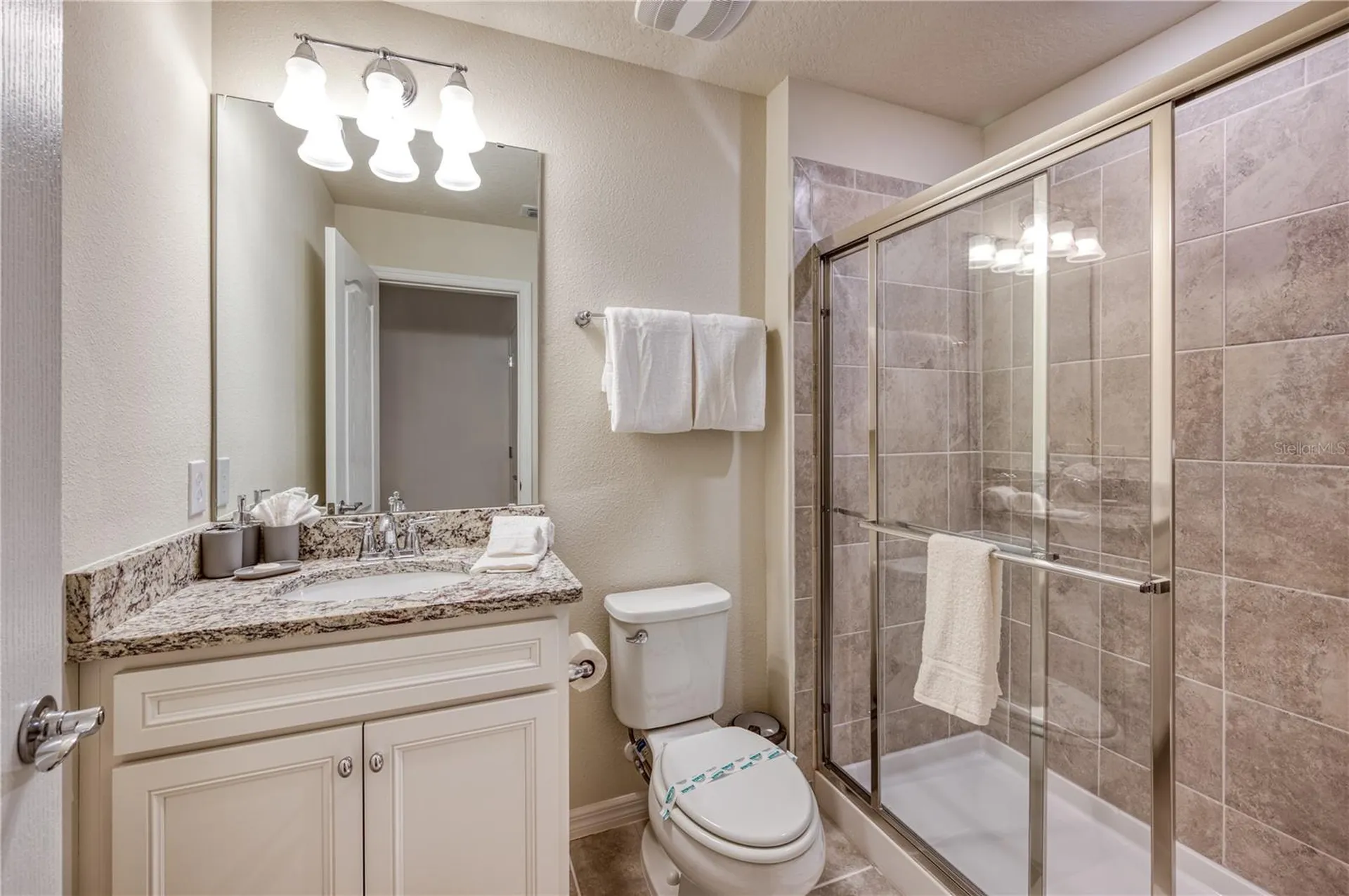 7561 Oak Spring Lane Davenport FL 33837