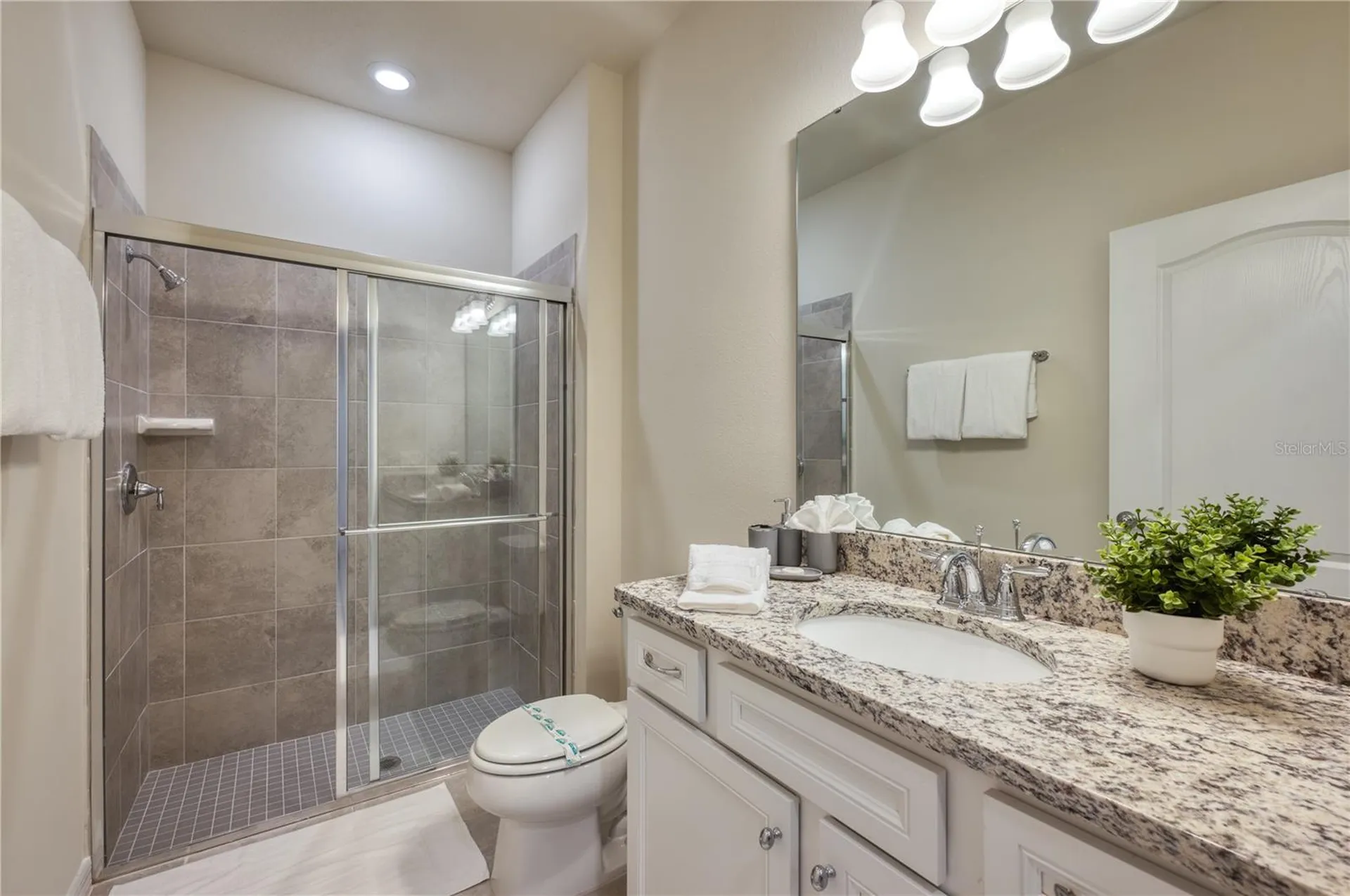 7561 Oak Spring Lane Davenport FL 33837