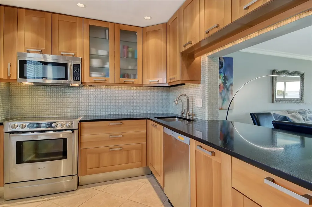 4900 Gulf Of Mexico Drive Longboat Key FL 34228