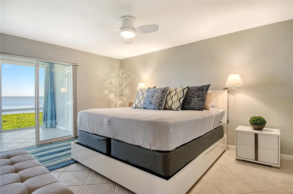 4900 Gulf Of Mexico Drive Longboat Key FL 34228