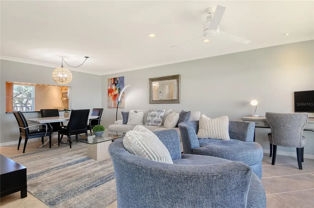 4900 Gulf Of Mexico Drive Longboat Key FL 34228